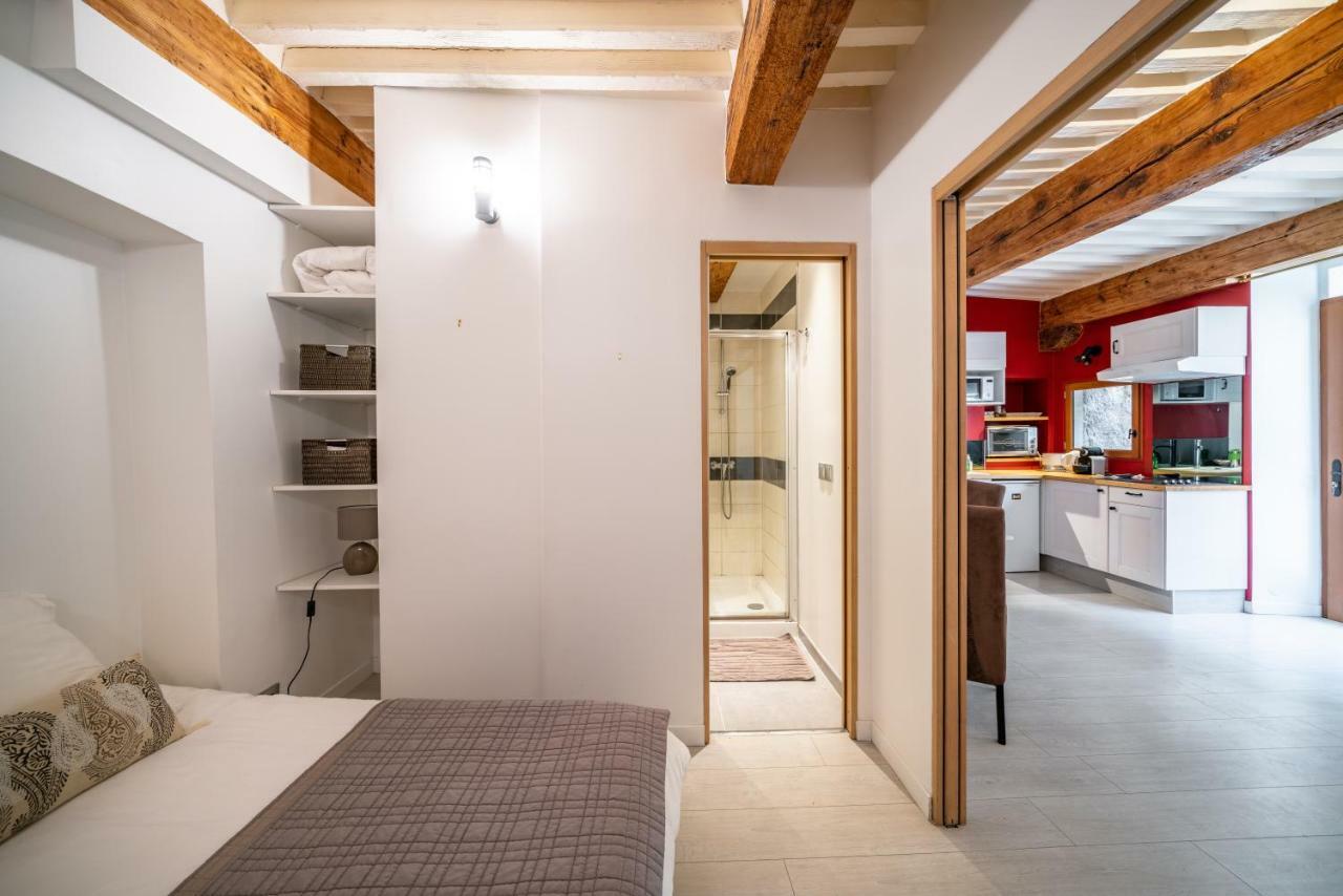 Secret Courtyard Of Annecy Apartment ภายนอก รูปภาพ